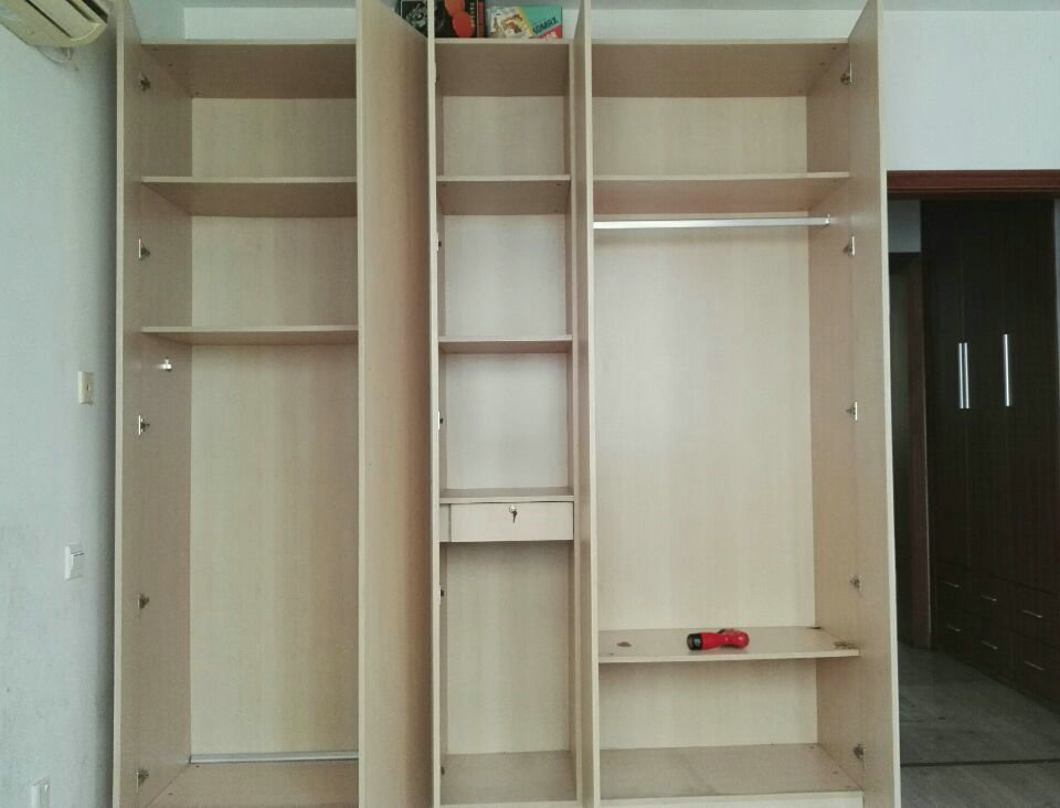 巩义市家具大衣柜拆装现场