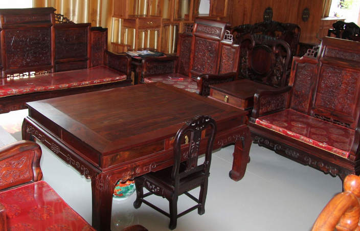 红酸枝家具价格