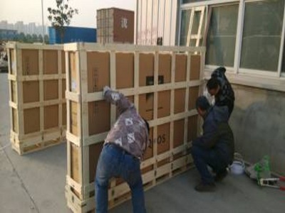 巩义易鸣搬家公司家具包装现场