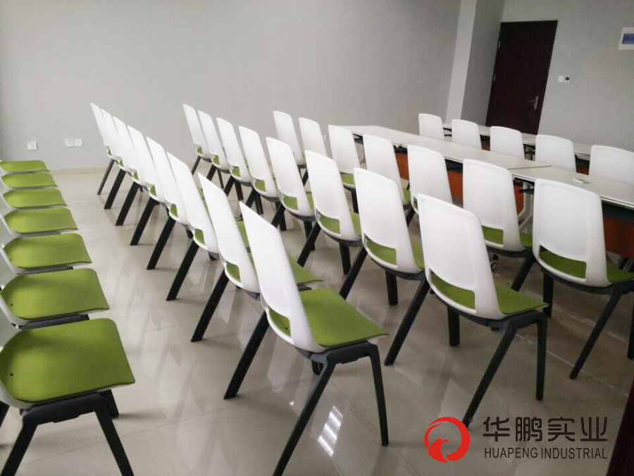 西部世界系统家具的"12F”概念