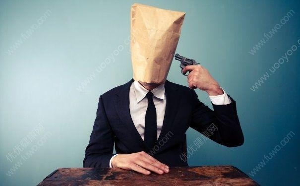 为什么晚上总能听到楼上搬家具的声音？